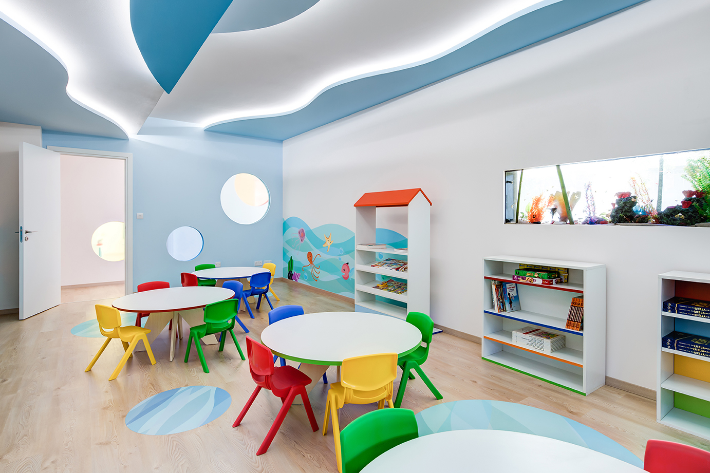 Kindergarten and Tuition Center Sygxroni Mathisi, Educational interior design by Kivo Design House (11)