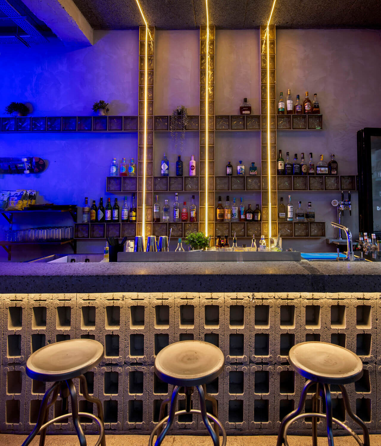 Blurry Lights, Hospitality interior design by Kivo Design House (3)