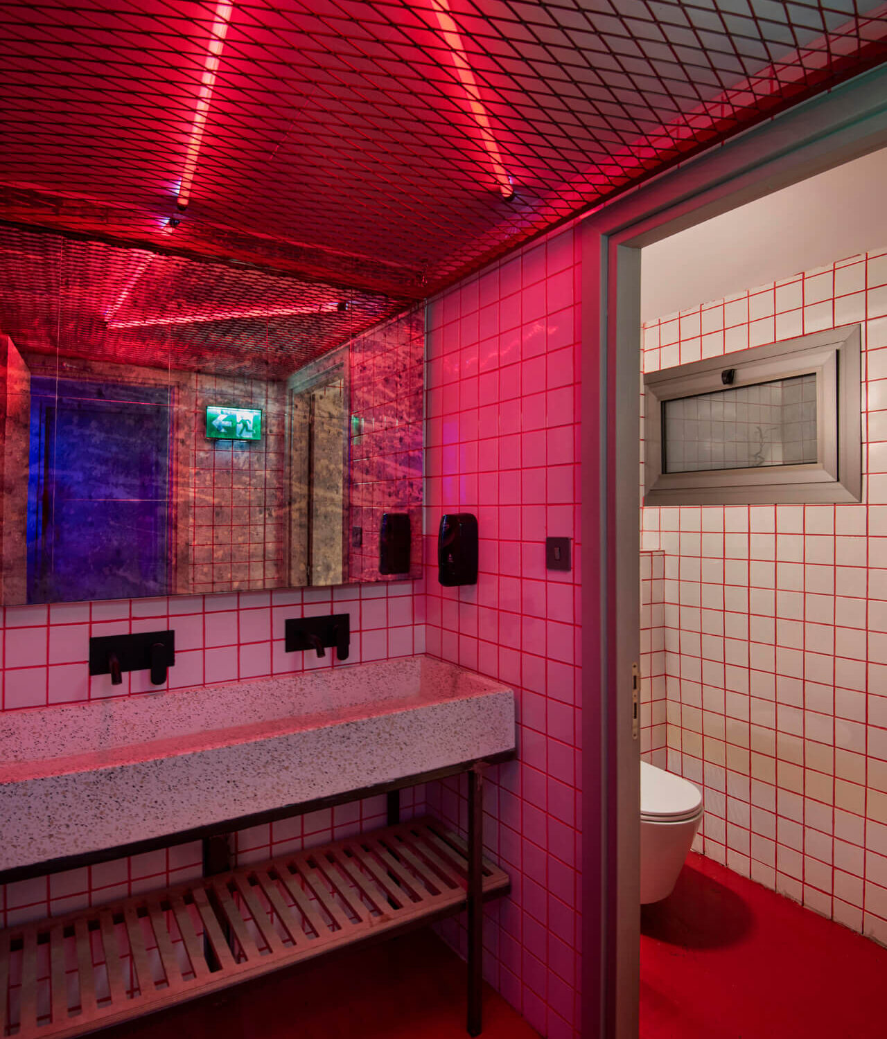 Blurry Lights, Hospitality interior design by Kivo Design House (15)