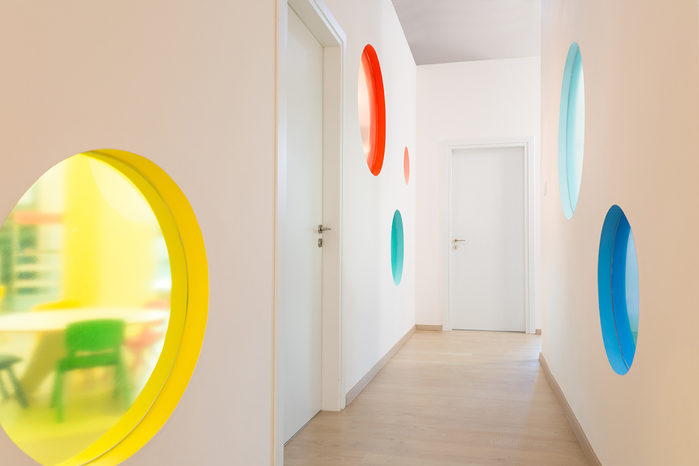 Kindergarten and Tuition Center Sygxroni Mathisi, Educational interior design by Kivo Design House (21)