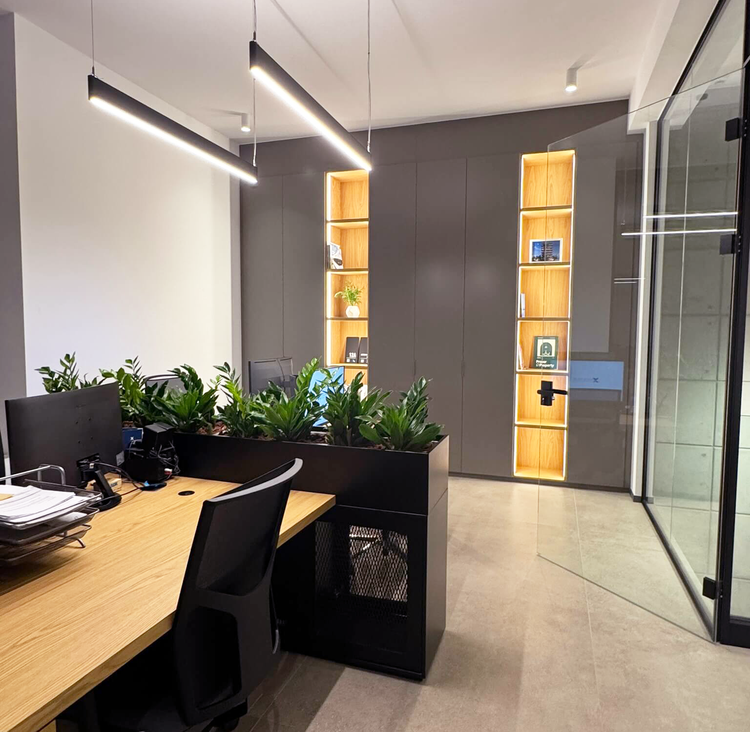 Hadjiloukas Construction Offices, Commercial interior design by Kivo Design House (16)