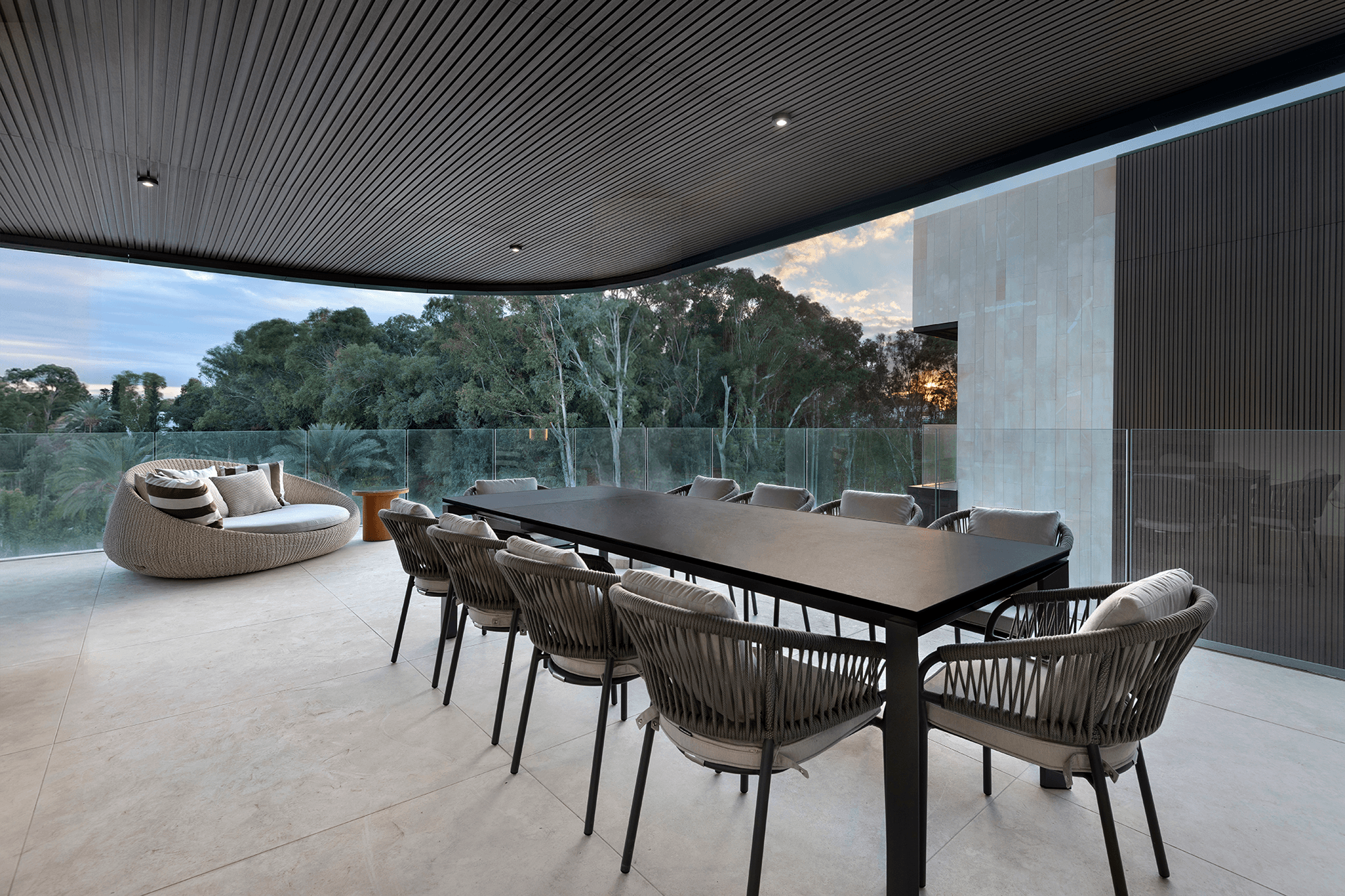 Gladstonos Penthouse, Residential interior design by Kivo Design House (5)